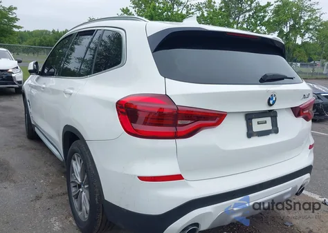 2018 BMW X3 xDrive30I z USA, uszkodzony, nr VIN 5UXTR9C51JLC72542